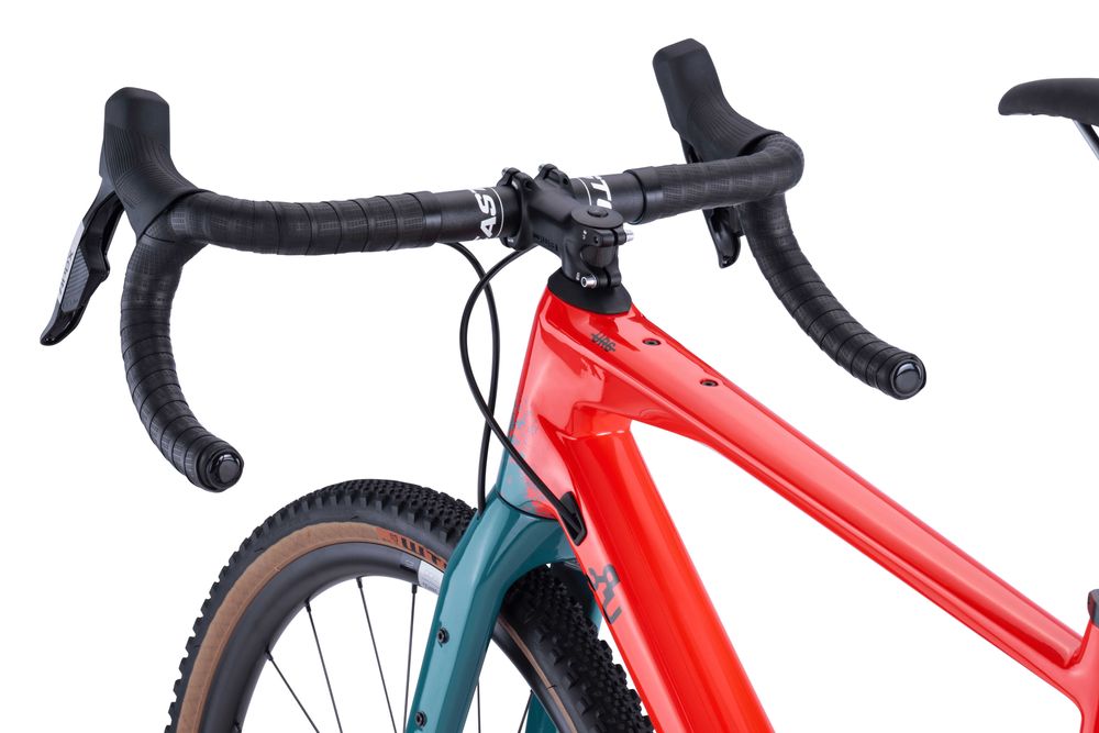 Nowy BMC URS Two Apex AXS