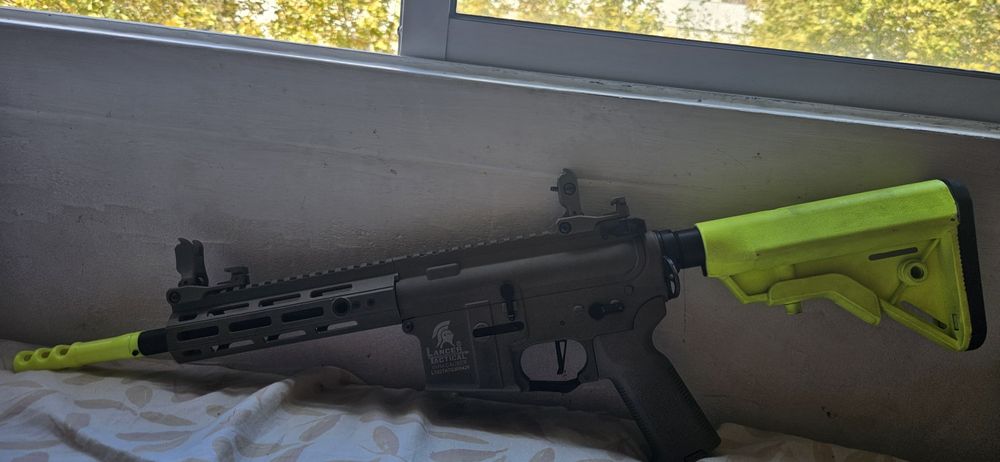 Replica airsoft m4