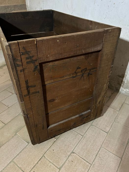 Caixote de madeira de transporte