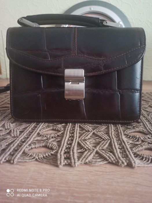 Чоловічі  барсетки  з натуральної шкіри