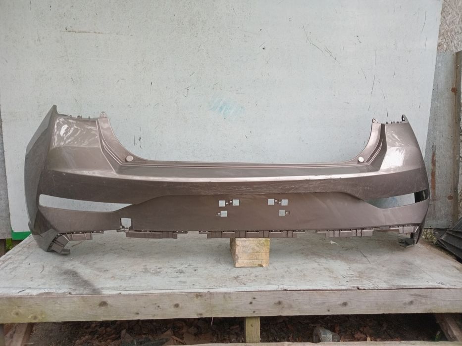Бампер задній Hyundai i30 86611G4500