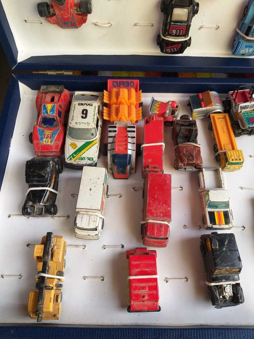 Carros antigos para coleção