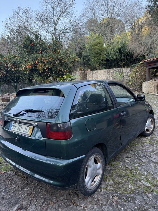 Seat Ibiza verde 1997