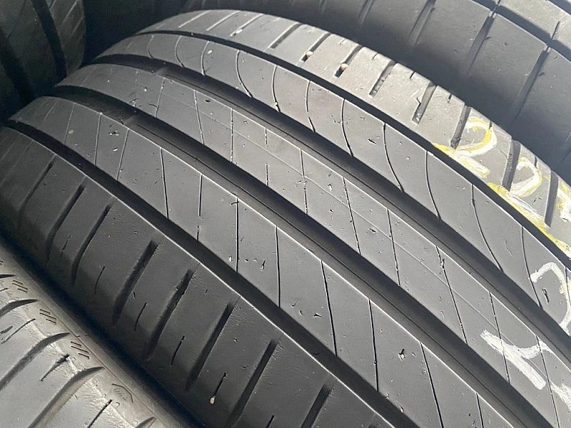 225/45/19 Kleber Dynaxer UHP_5,2mm_2szt_(225)