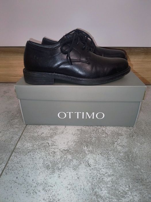 Buty chłopięce eleganckie