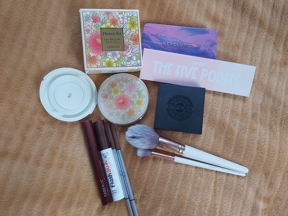 Б/у косметика різна