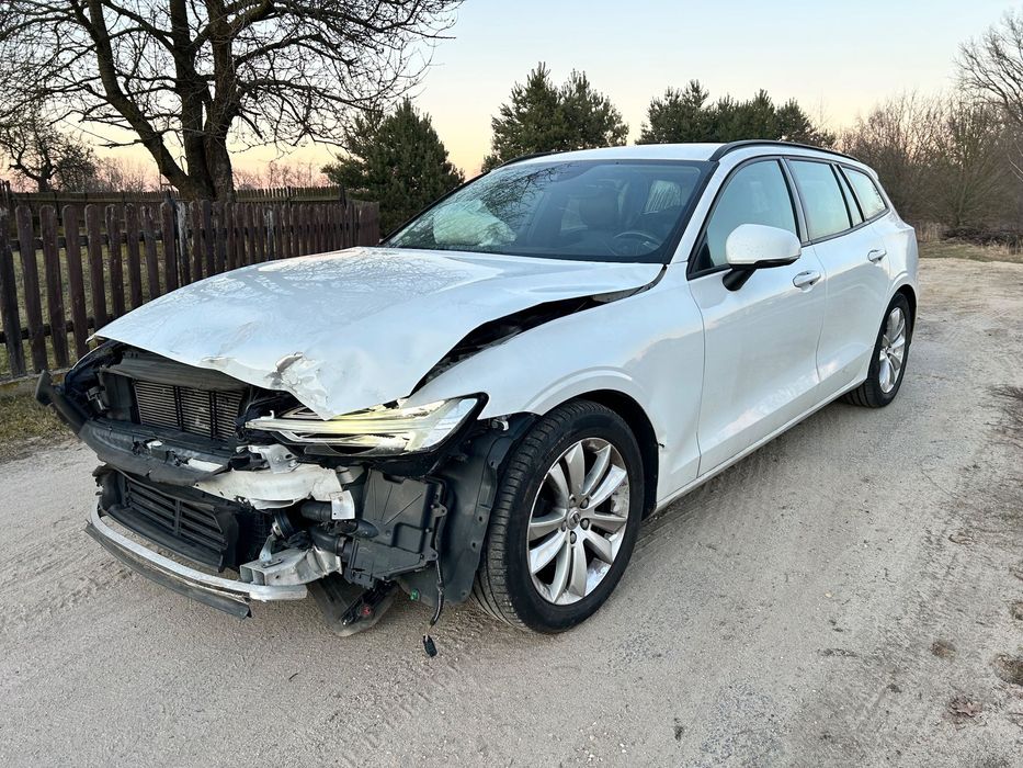 Volvo V60 Diesel/Automat/Virtualne zegary/Full LED