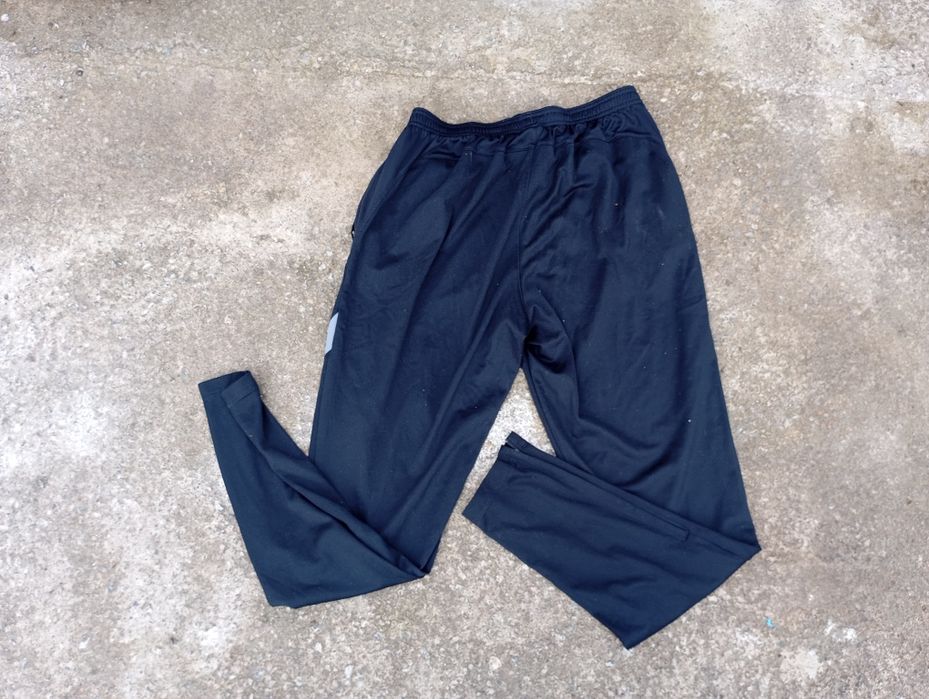 Спортивні штани Nike Dri Fit розмір L