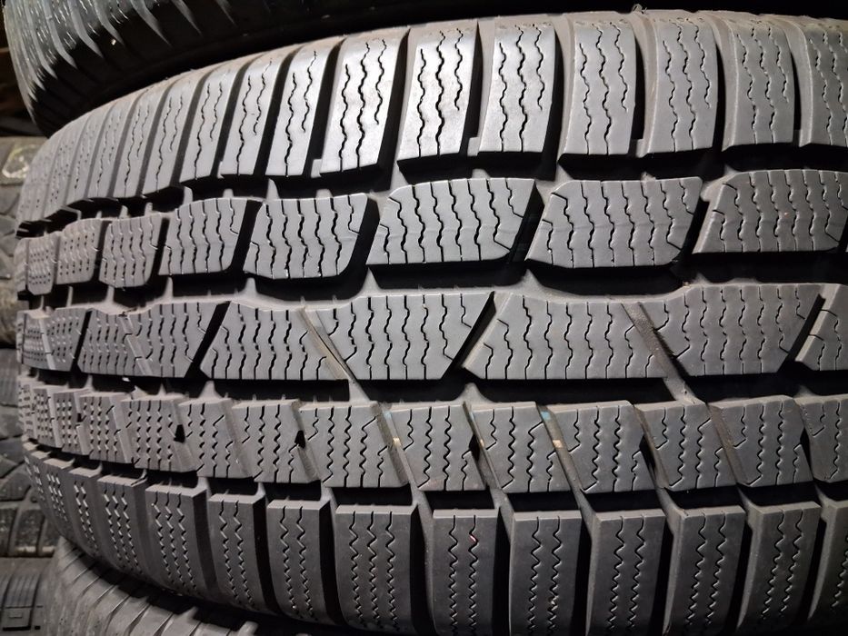 Demo 225/55 16 Continental Winter Contact 830p Резина зимова