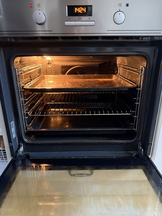 Zestaw plyta gazowa beko + piekarnik elektryczny electrolux