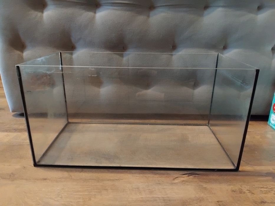 Akwarium 60x30x30 z pokrywą 54L