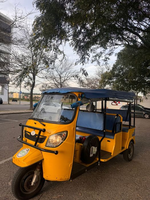 Tuk-tuk Amarelo bateria litio