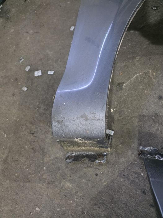 Corsa D Błotnik przód z177