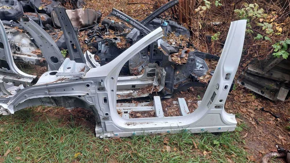 Hyundai sonata lf  левая правая четверть