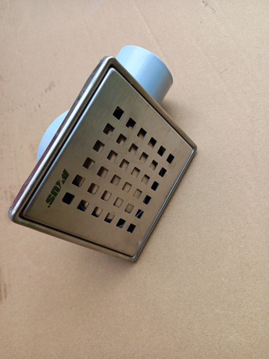 Kratka odpływ suchy