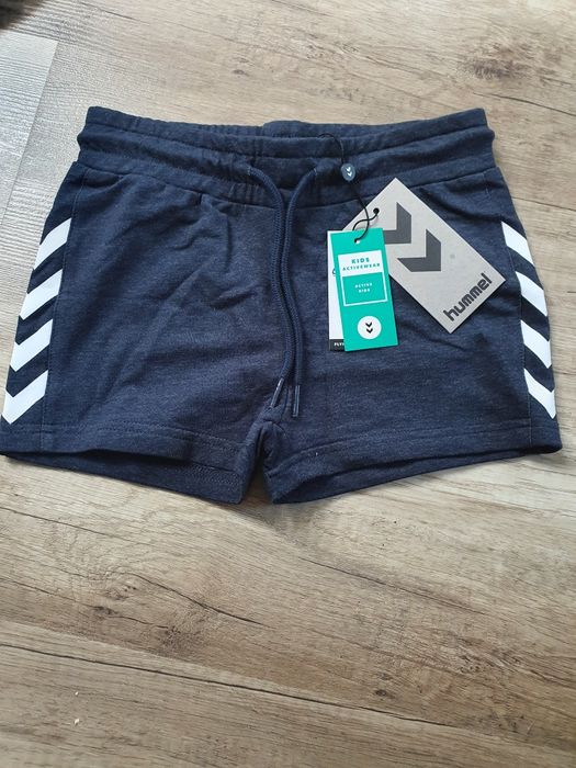 Hummel spodenki r.122 UNISEKS