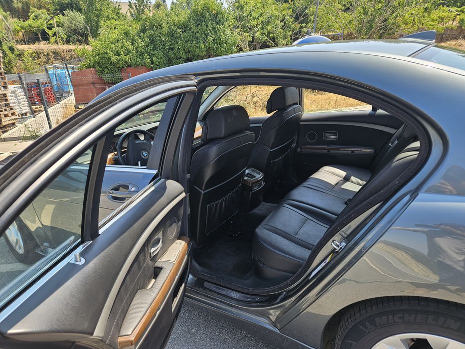 BMW 735 — fotografia 9