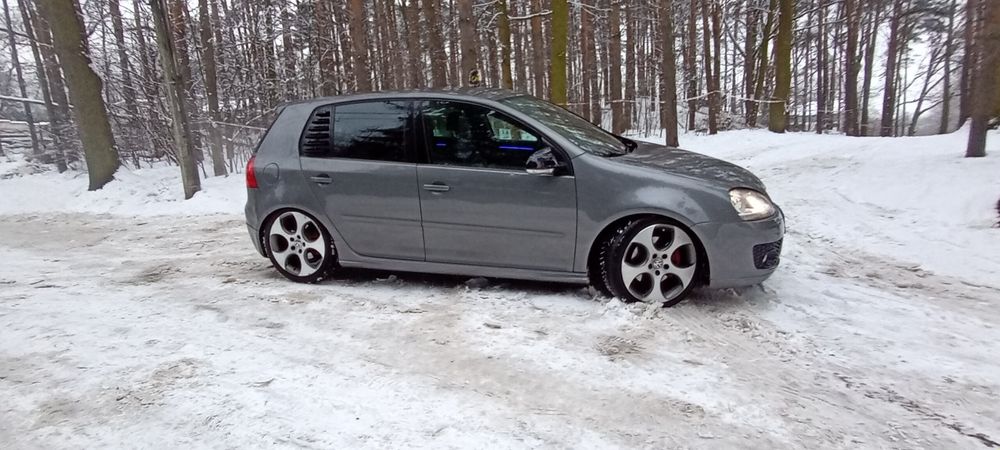 Golf 5 GTI  200 KM
