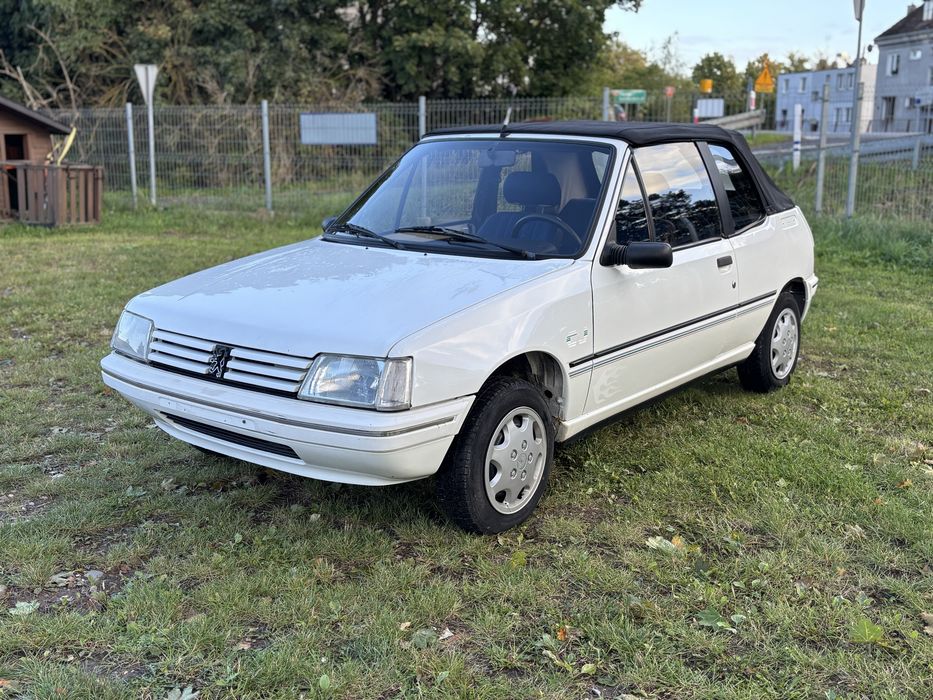 Peugeot 205