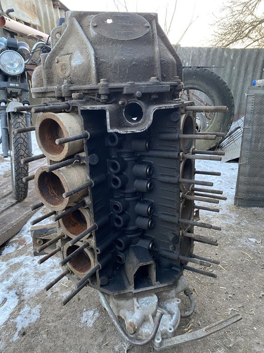 Блок двигуна з шпильки блока ГАЗ-53 ГАЗ-66