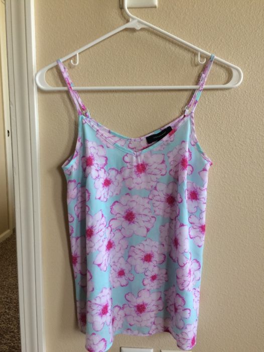Cienki kwiecisty top na ramiączkach ATMOSPHERE (Primark)