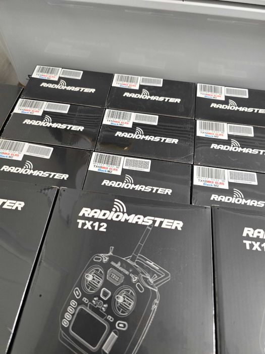 Radiomaster TX12 ELRS LRS MKII FCC M2 лівий газ 60 шт, акуми 18650