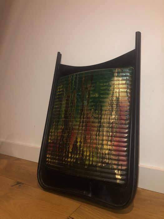 Obraz na starej tarce.