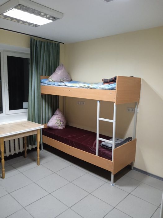 Хостел поряд неподалік від метро нивки Салютна 4 святошино берестейськ