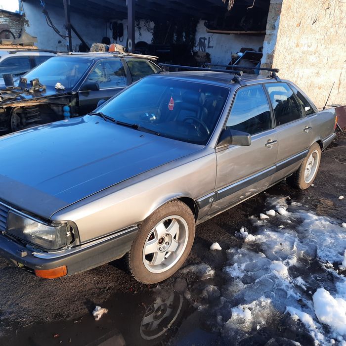 Крила audi 200 3B,шрот.