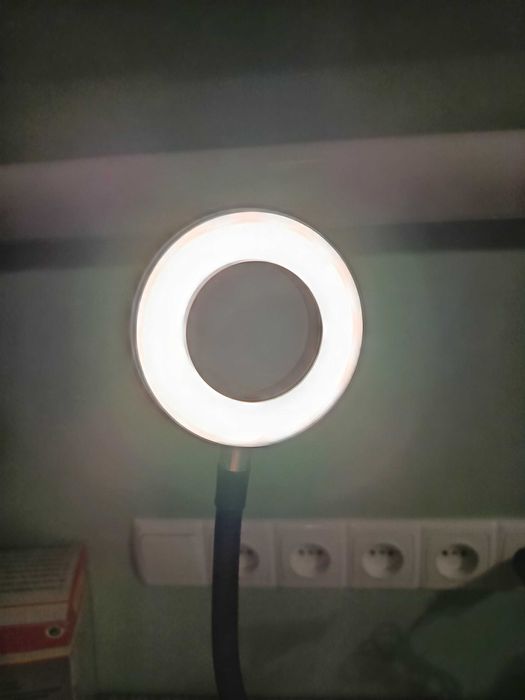 Кольцевая LED лампас держателем для телефона