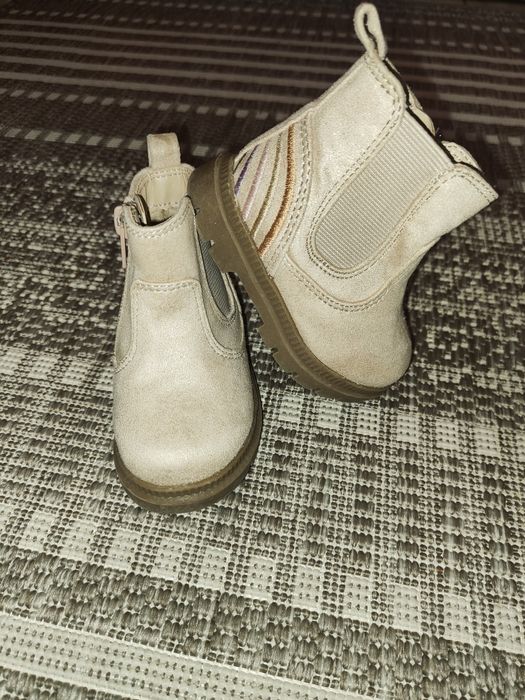 Чобітки демісезон на дівчинку