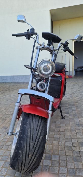 Moto Elétrica Estilo Chopper – 4000W – 60V 40Ah – MATRICULADA