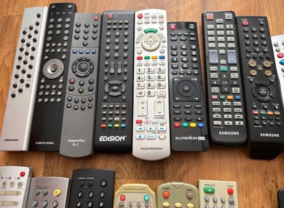 Пульти, універсальний пульт