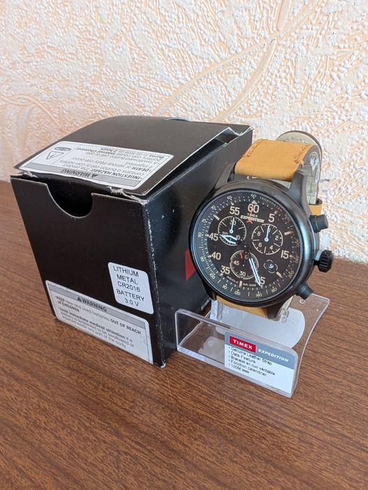 Timex нові , неймовірно крепкі і гарні годинники