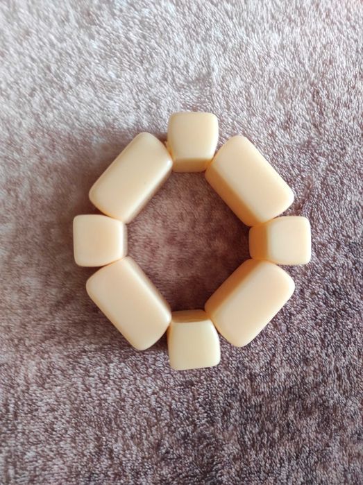 Beżowa bransoletka duża