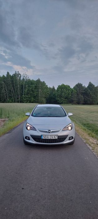 Opel Astra J GTC 2.0CDTI