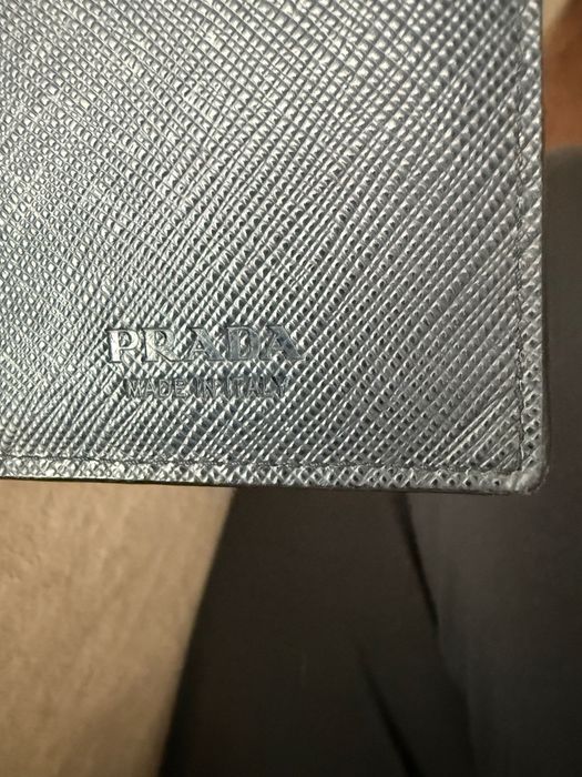 Чоловічий гаманець Prada