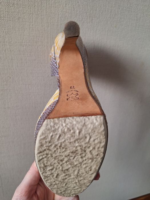 Туфлі жіночі Fellini оригінал шкіра