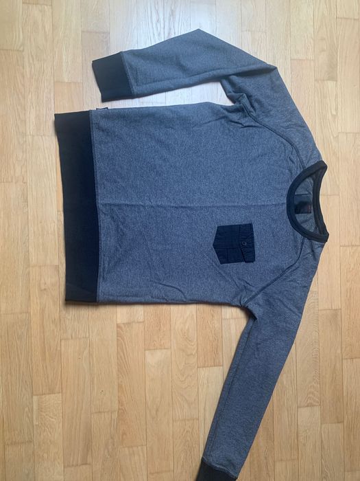 Bluza.     Reserved