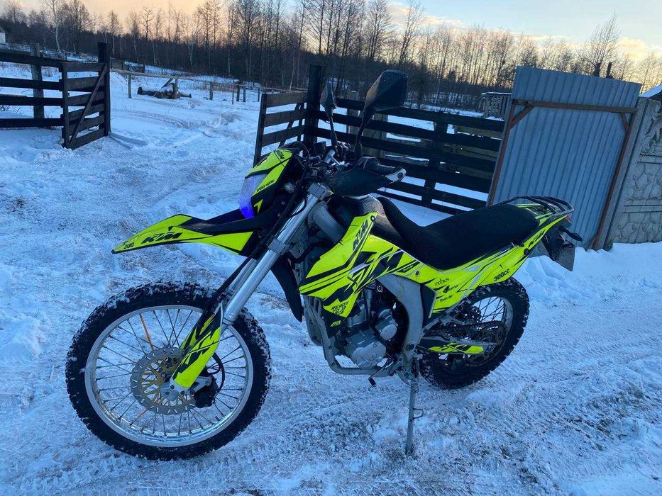 Продам мотоцикл лонкін 300