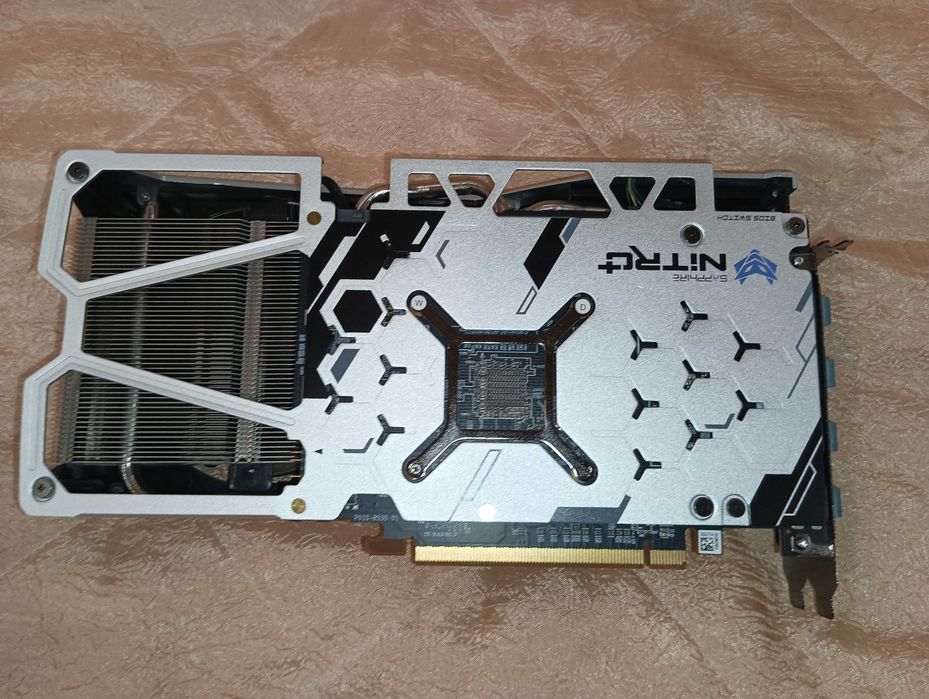 RX 5500 XT 8GB GDDR6 ДЛЯ УСІХ ігор нова на гарантії вмикал пару- раз