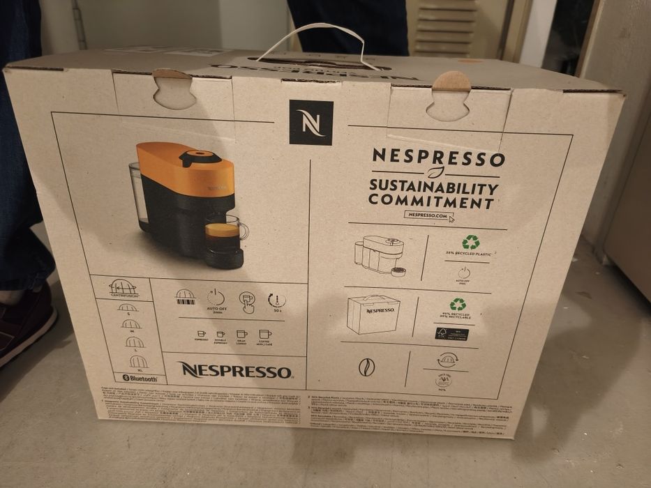 Máquina de CMaquina de café Nespresso Vertuo Pop Amarelo