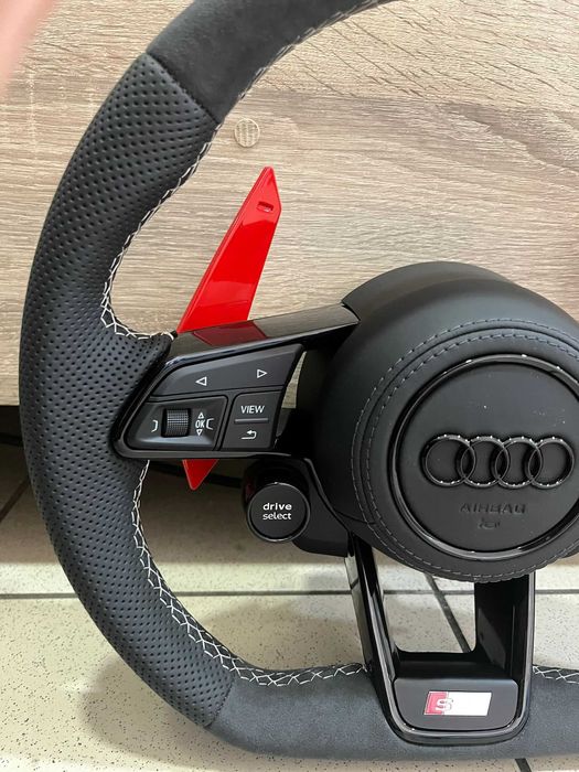 Volante Audi A3 A4 B8 TT 8J Q3 Q5 (S-Line / RS) Estilo R8