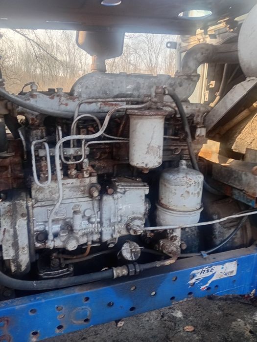 Продам ЮМЗ ,оприскиватель ,бдт ,плуг ,шнек