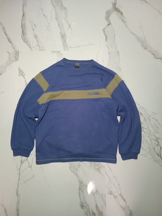 Світшот Nike Vintage Size L-XL в гарному стані.
