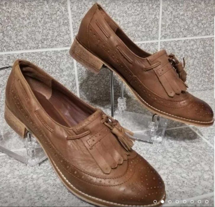 Туфлі-лофери,  шкіряні .