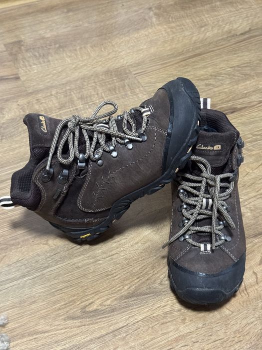 Трекінгові ботінки Clarks