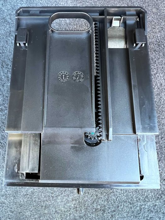 Підстаканник Mercedes W210