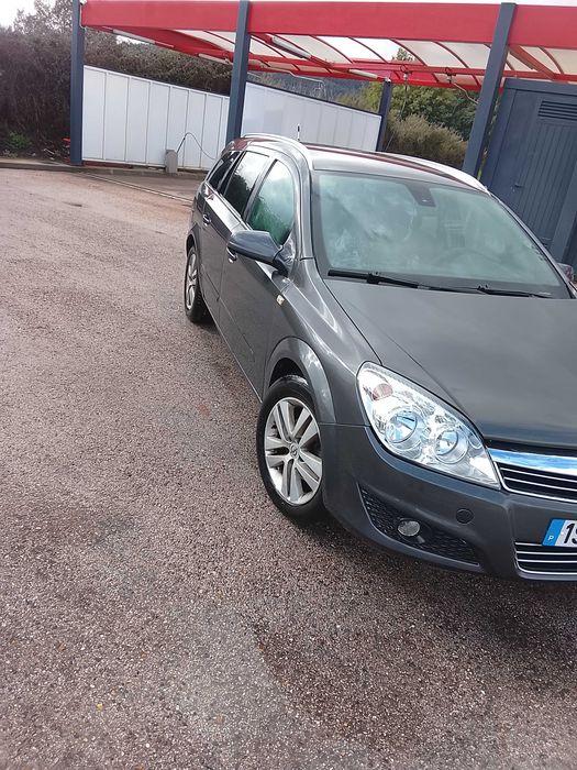 Opel astra h impecável