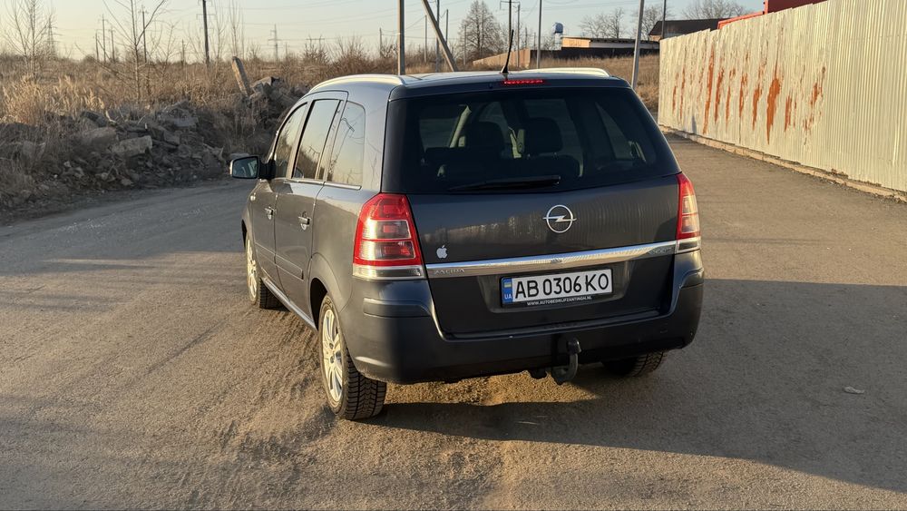 Opel Zafira 1.7 tdi 7 місць 2011р